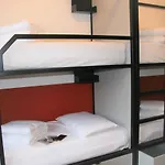 Hotello Vandrarhem *