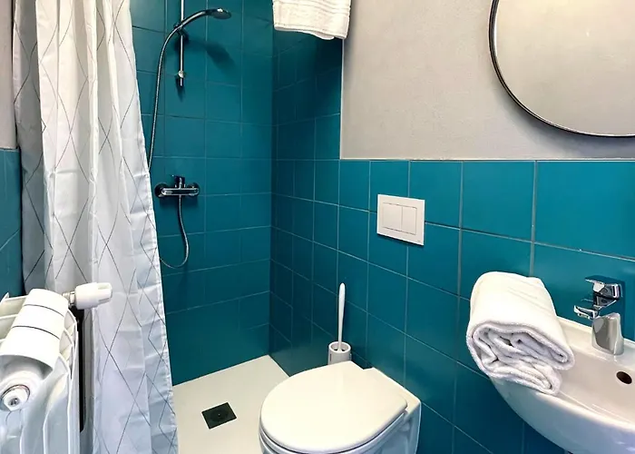 Albergue Hotello Trieste